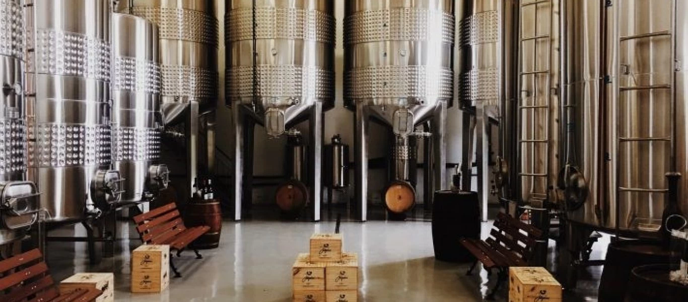 Η νο1 σε παροχές στους υπαλλήλους της: Η ελληνική επιχείρηση που ξεκίνησε από ένα μπακάλικο και κατακτά τον κόσμο